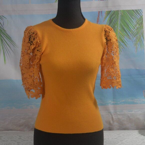 On The Fifth Orange Ribbed Top with Lace Sleeves Size Small - Picture 1 of 5
